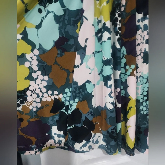 Grace Elements Multicolored Floral Midi Skater Skirt in Size XL - Picture 3 of 10